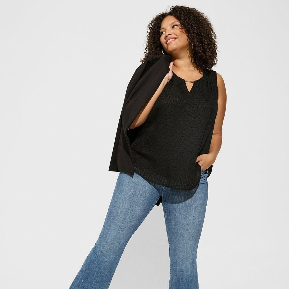 NWT Torrid Clip Zig Zag Keyhole Tank